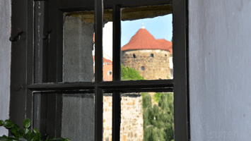 Röhrscheidtbastei durch das Fenster der Alten Wasserkunst